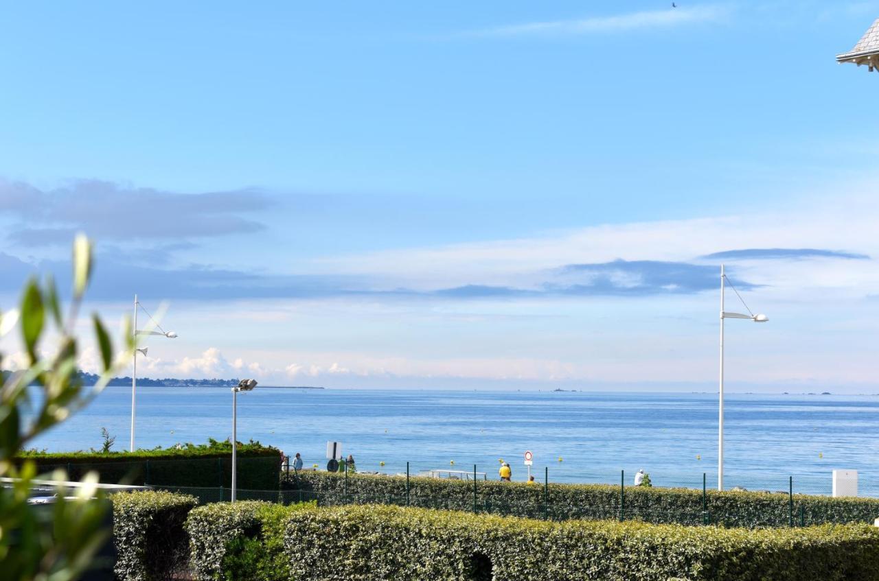 Villa neuve sur pilotis vue mer à 30m de la plage Plérin Esterno foto